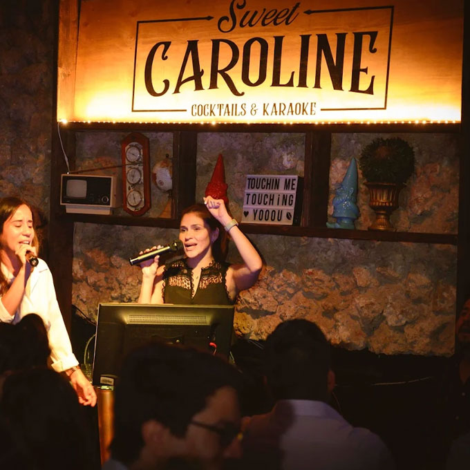 Sweet Caroline Karaoke Bar – Brickell